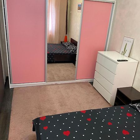 Apartament Militari Residence ブカレスト エクステリア 写真